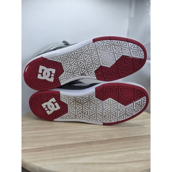 DC CURE HI TOP Men's Gray Skate Inspired Sneakers SHOES Size 9 ADYS400072 - Picture 7 of 8